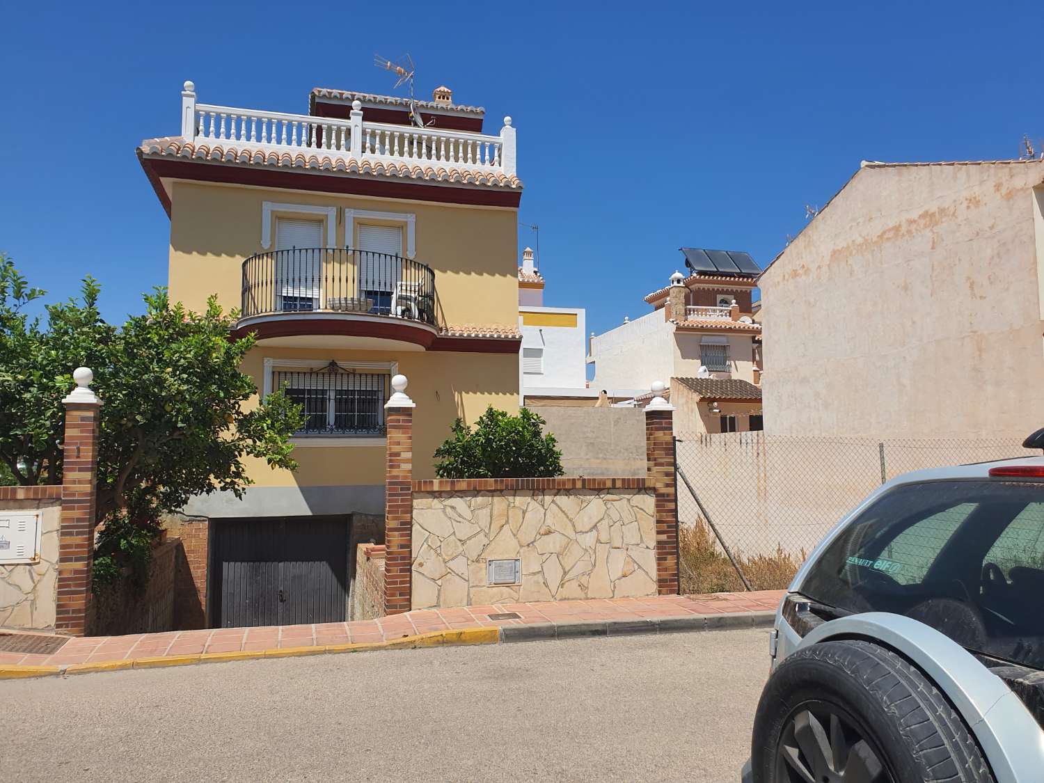 Villa til salg i Laguna Beach (Torrox)