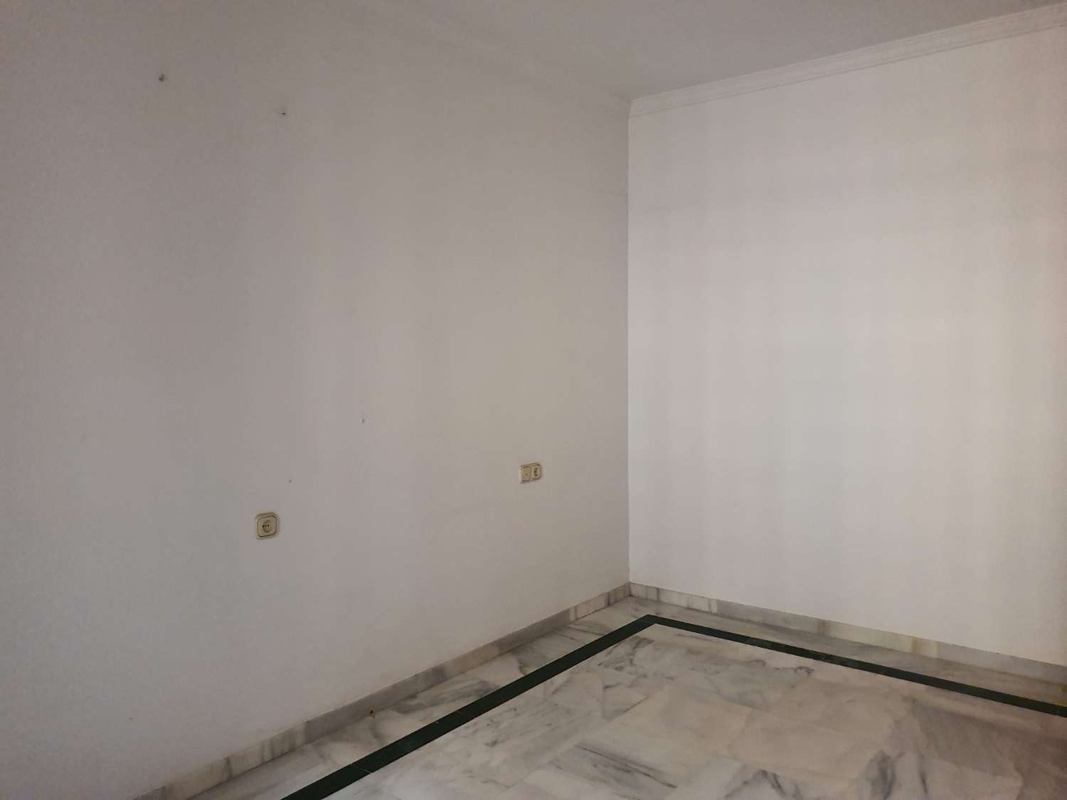 Flat te koop in Torrox Costa