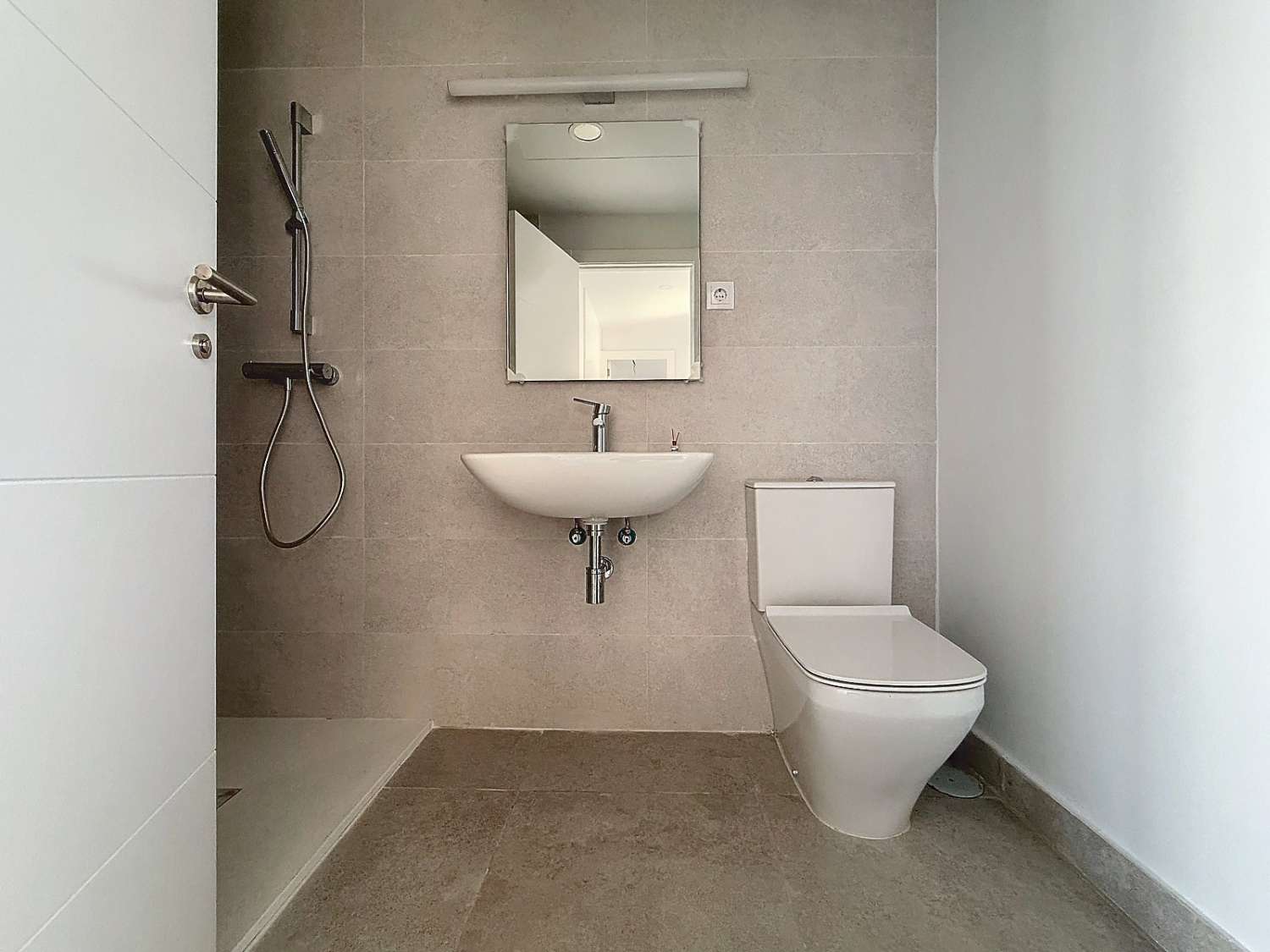 Appartement te huur in Torrox Costa